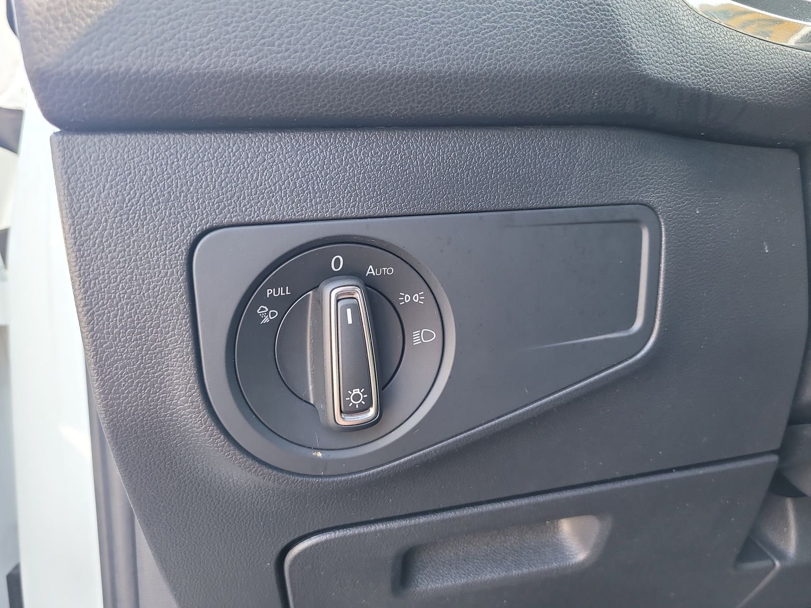 2022 Volkswagen Tiguan SEL R-LINE - Photo 35