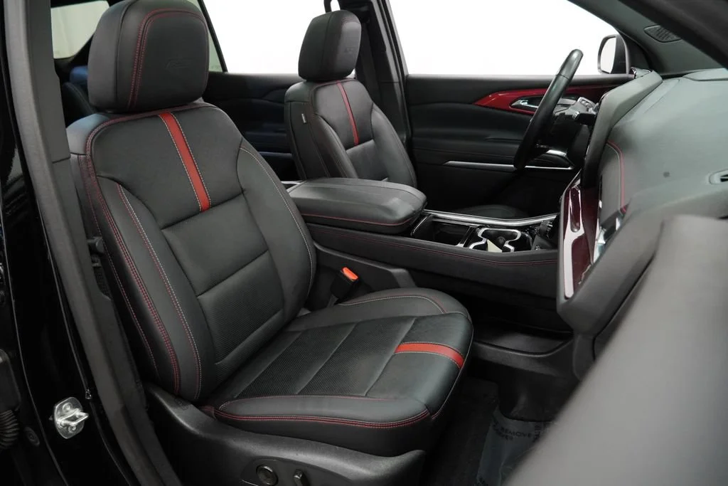 Used 2024 Mosaic Black Metallic Chevrolet RS image 32