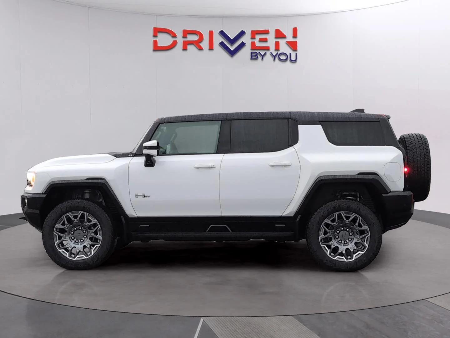 New 2025 Interstellar White GMC 2X image 2