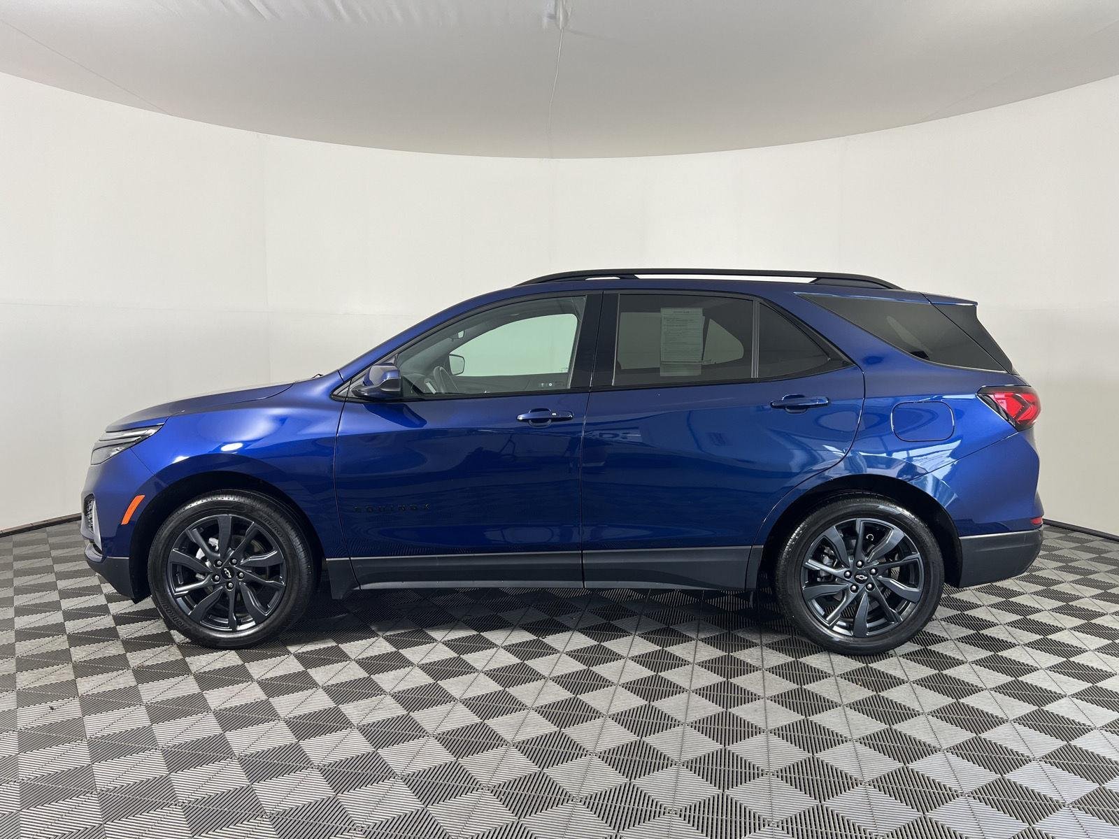 Used 2022 Blue Chevrolet RS image 24