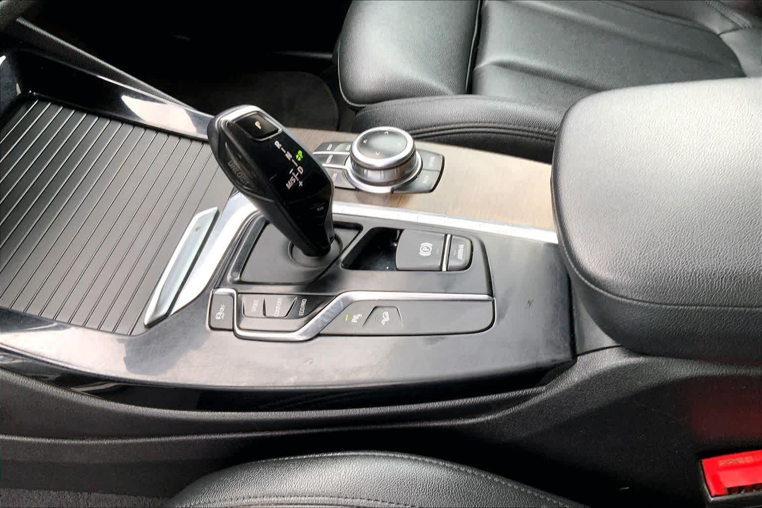 Used 2020 Alpine White BMW xDrive30i image 16