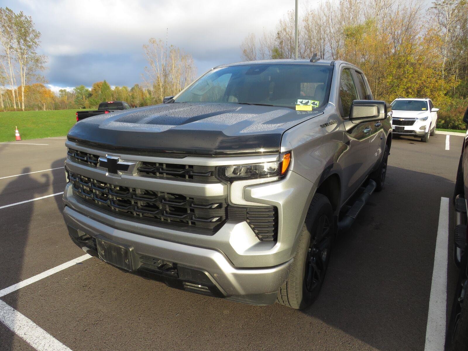 Used 2023 Sterling Gray Metallic Chevrolet RST image 6