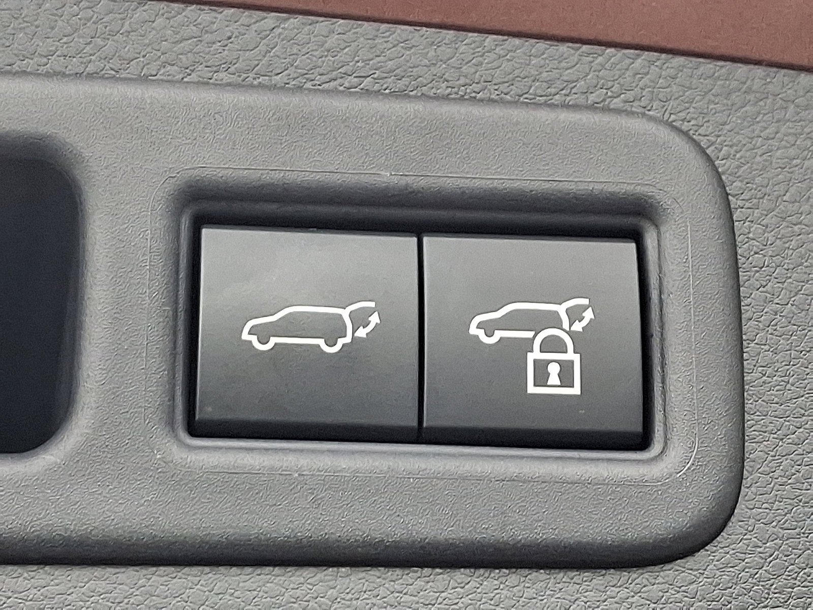 2025 Lexus RX 350 - Photo 29