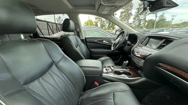 Used 2019 Graphite Shadow INFINITI LUXE image 5
