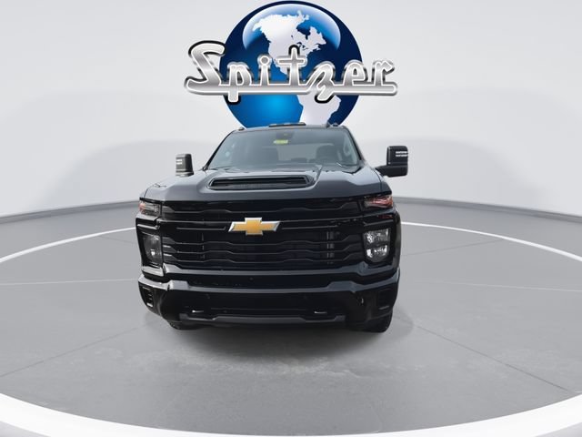 2026 Chevrolet Silverado 2500 HD Custom - 3