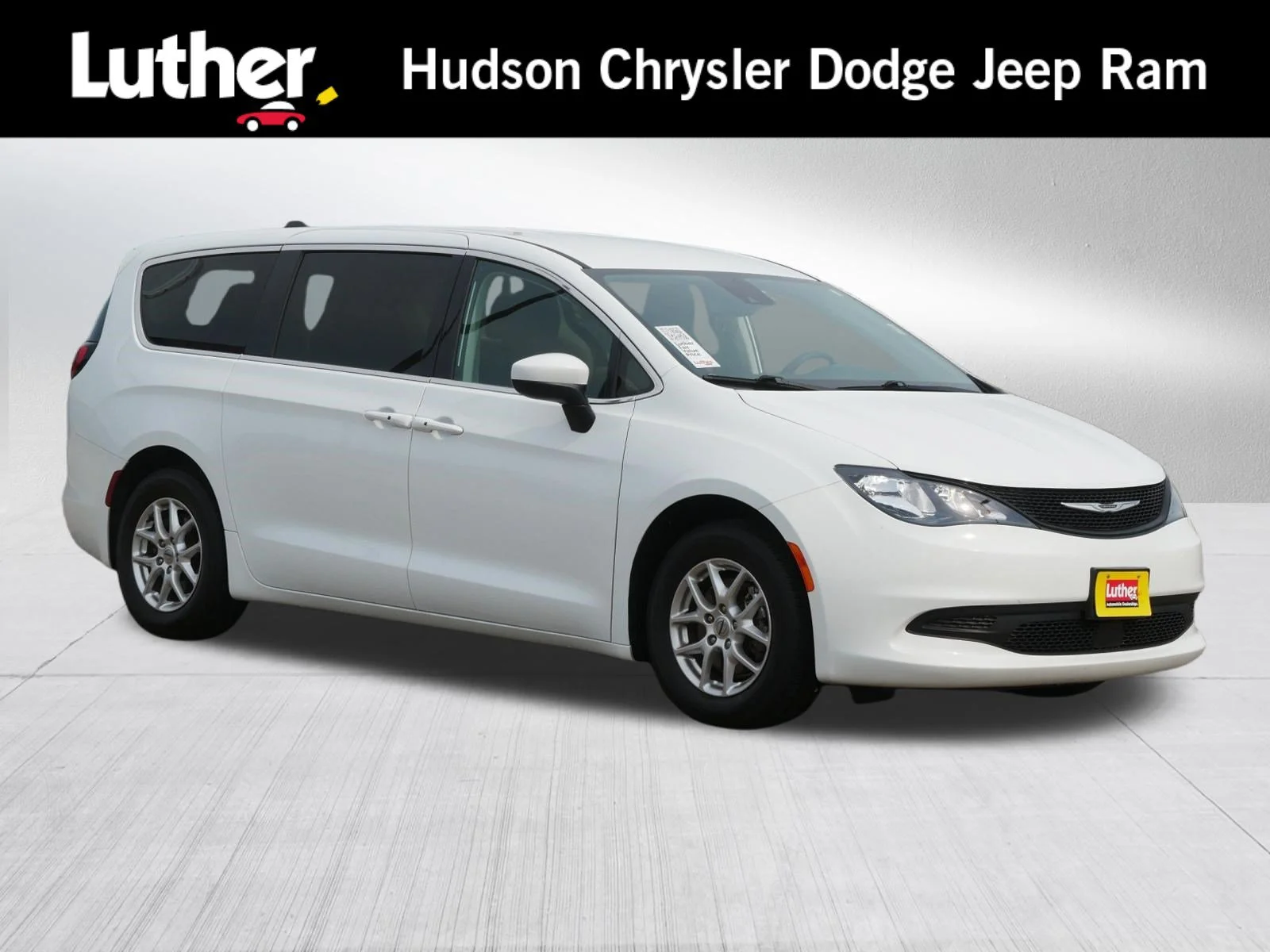 2023 Chrysler Voyager
