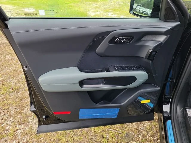 New 2027 Ebony Black Kia X-LINE SX image 13