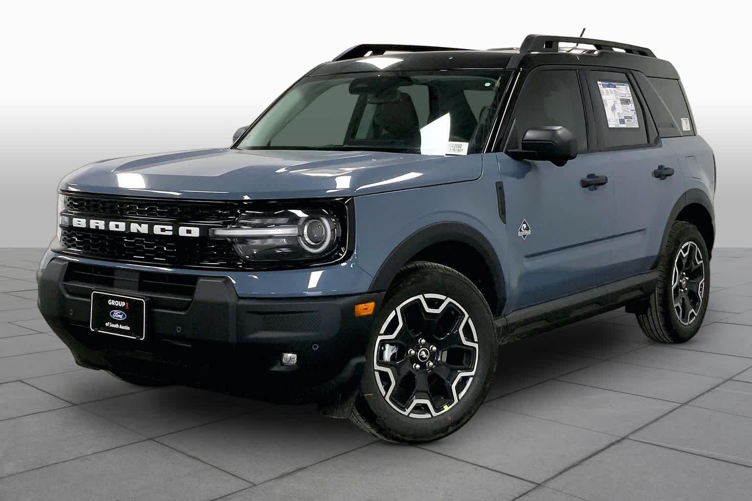 New 2026 Azure Gray Metallic Tri-Coat Ford Outer Banks® image 22
