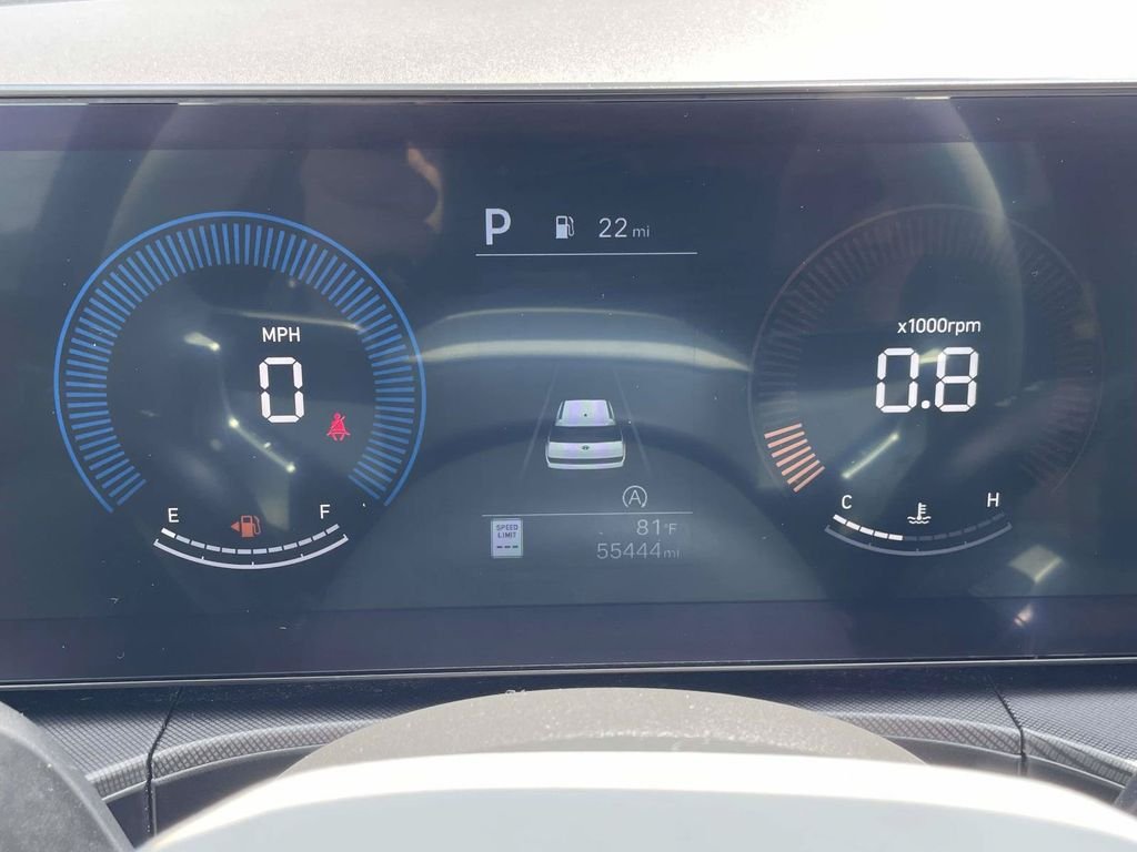 Used 2024 Black Hyundai SE image 19
