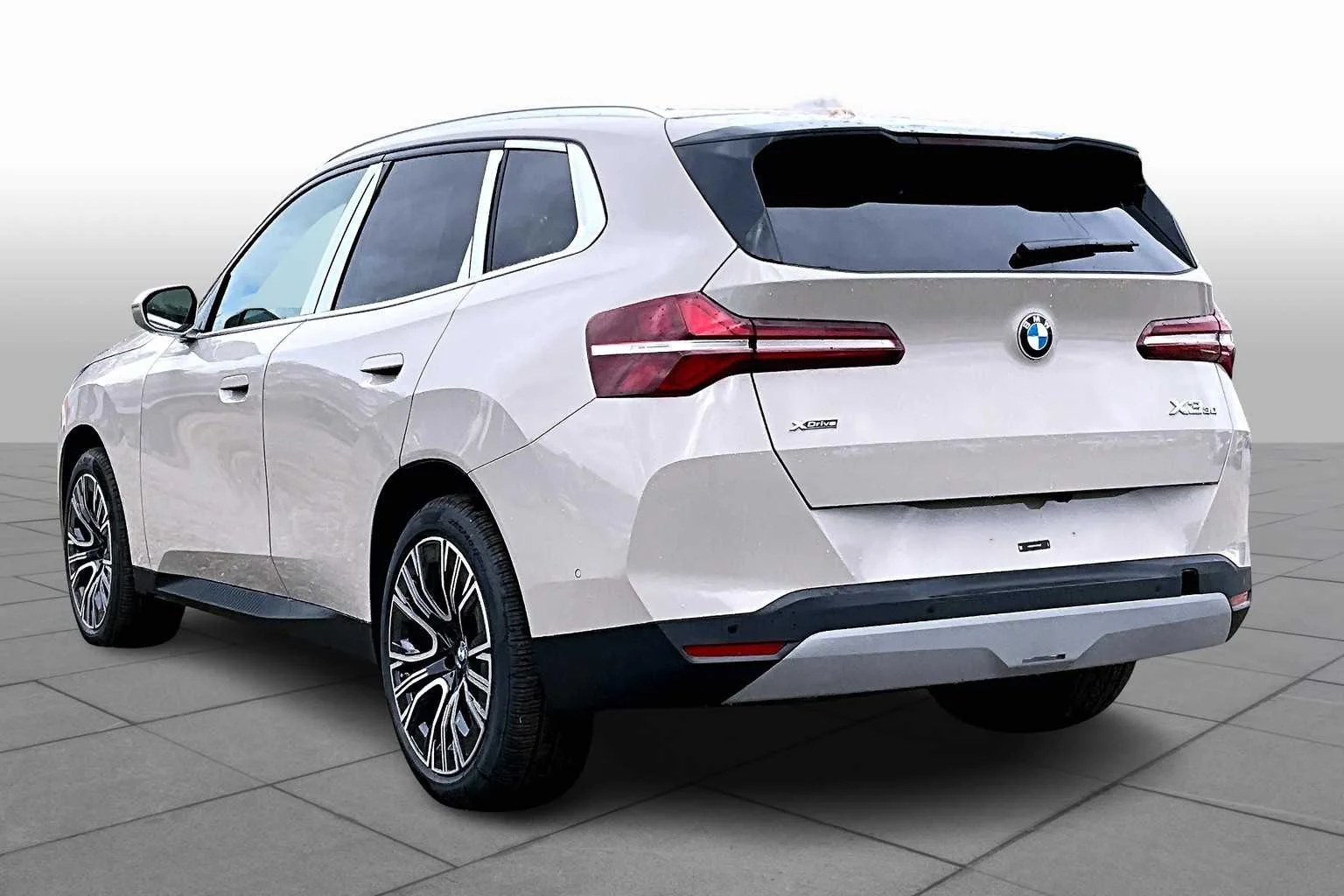 2026 BMW X3 30 - Photo 3