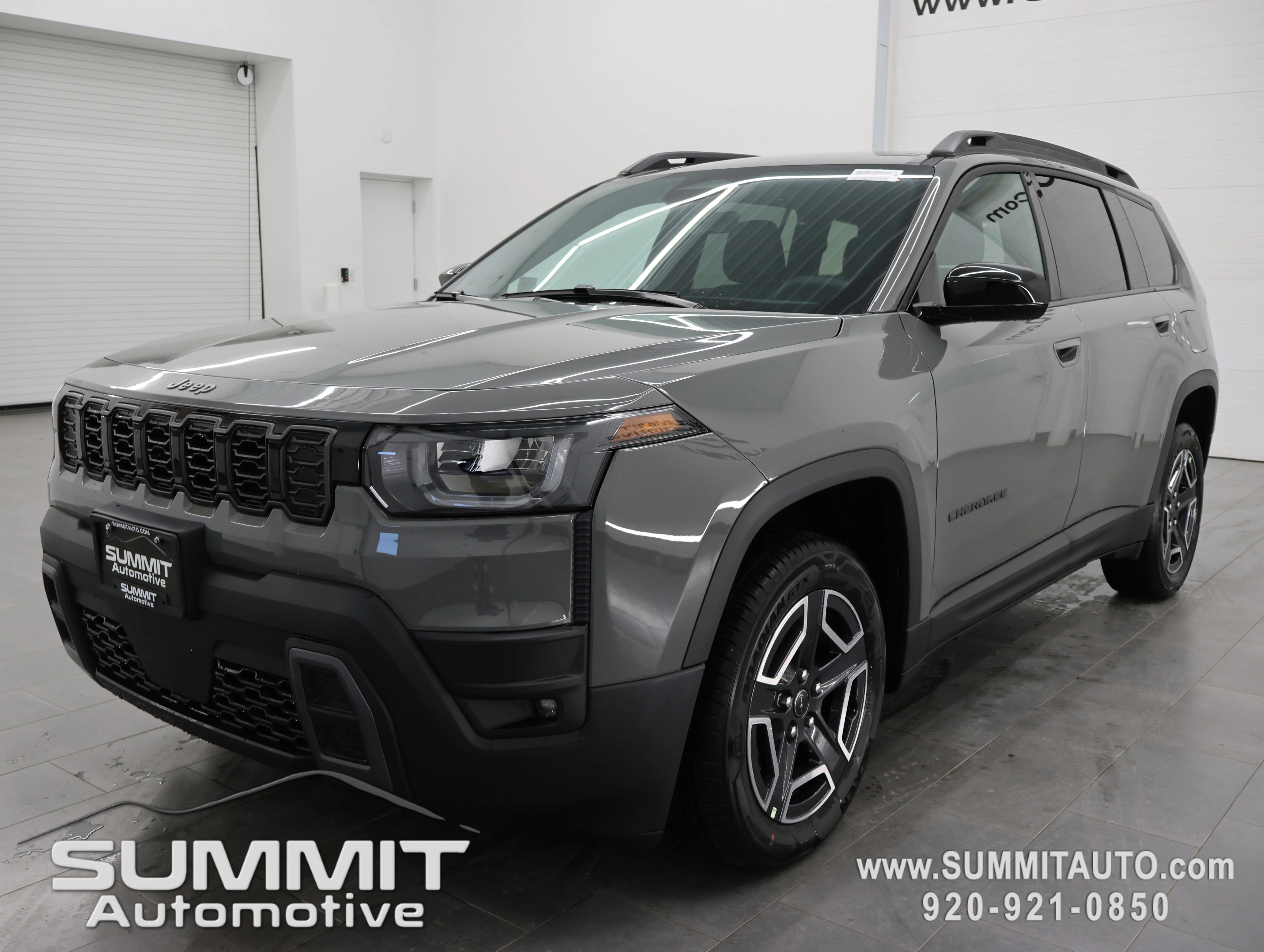 New 2026 Sting-Gray Clearcoat Jeep Laredo image 6