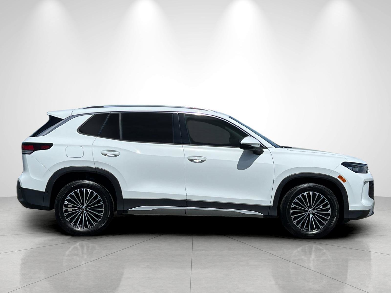 New 2026 Pure White Volkswagen S image 6
