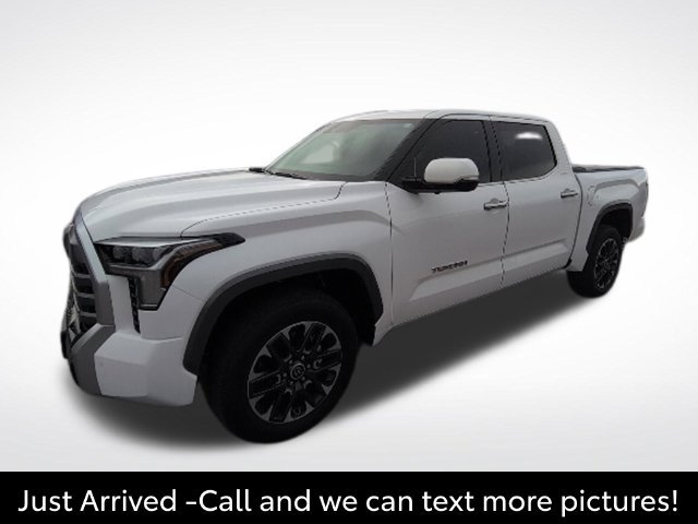 Used 2024 Wind Chill Pearl Toyota Limited image 1