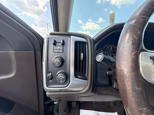 Used 2016 Black GMC SLT image 18