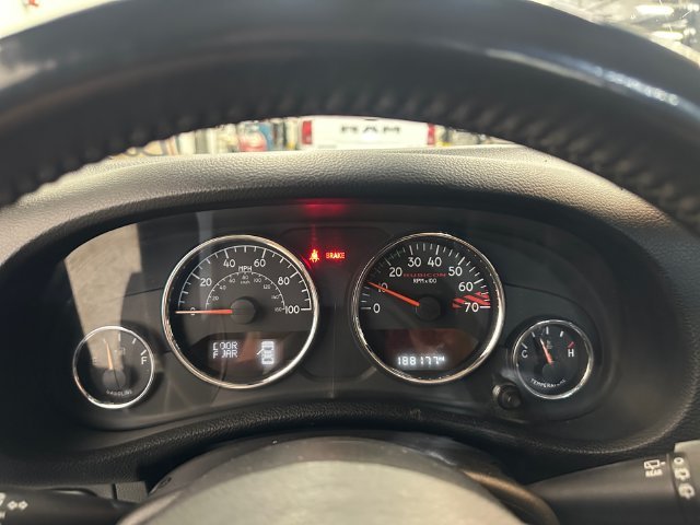 Used 2017 Gray Jeep Rubicon image 19