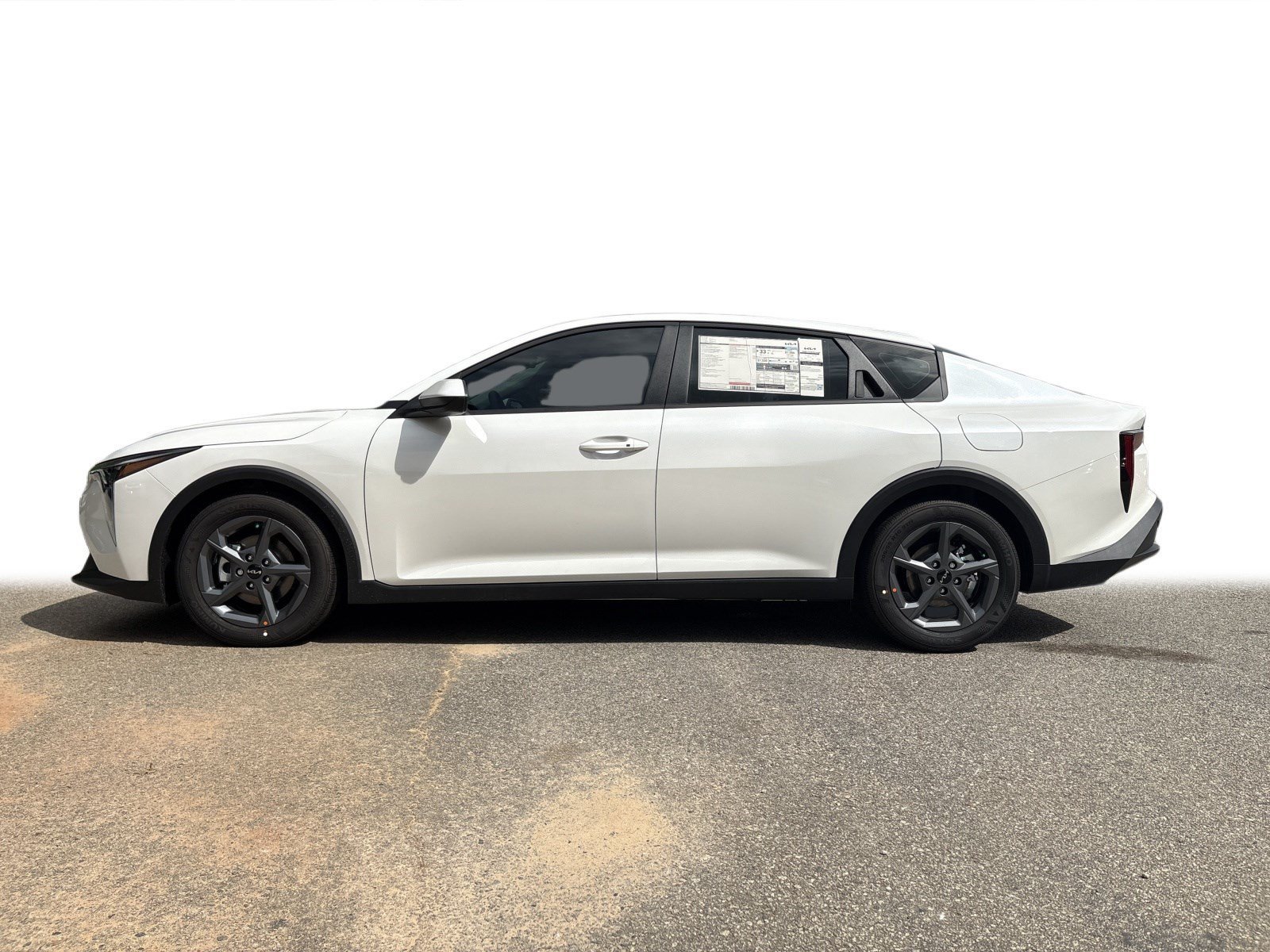 New 2026 Snow White Pearl Kia LXS image 24