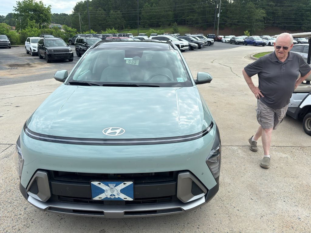 Used 2024 Mirage Green Hyundai Limited image 3