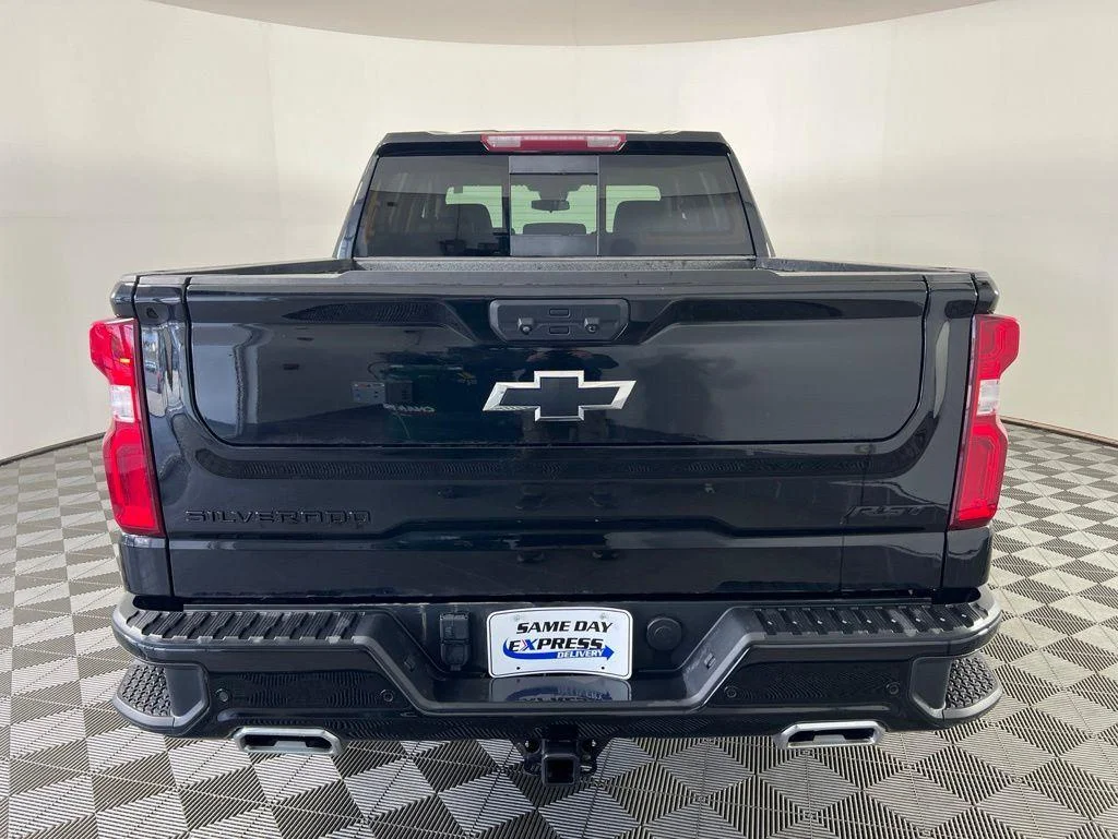 Used 2023 Black Chevrolet RST image 26