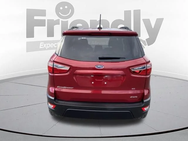 Used 2019 Red Ford SE image 4