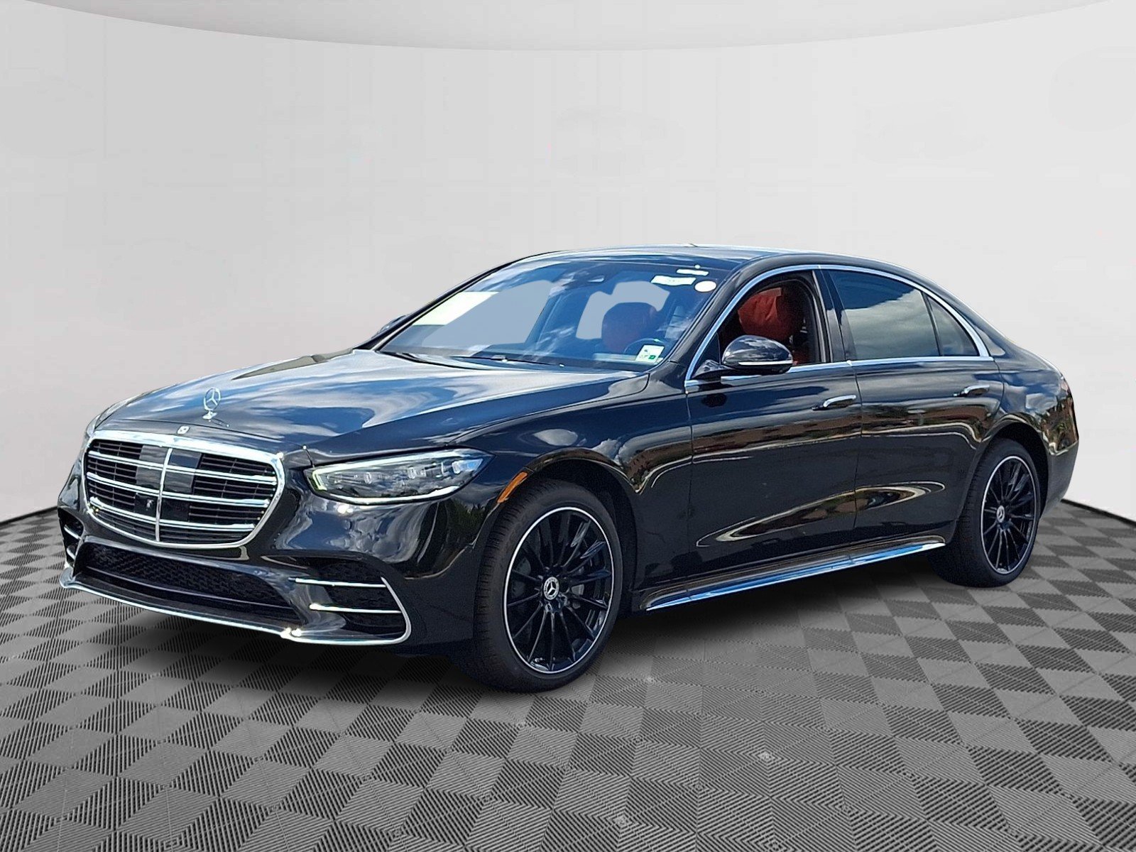 New 2026 Obsidian Black Metallic Mercedes-Benz S 580 image 3