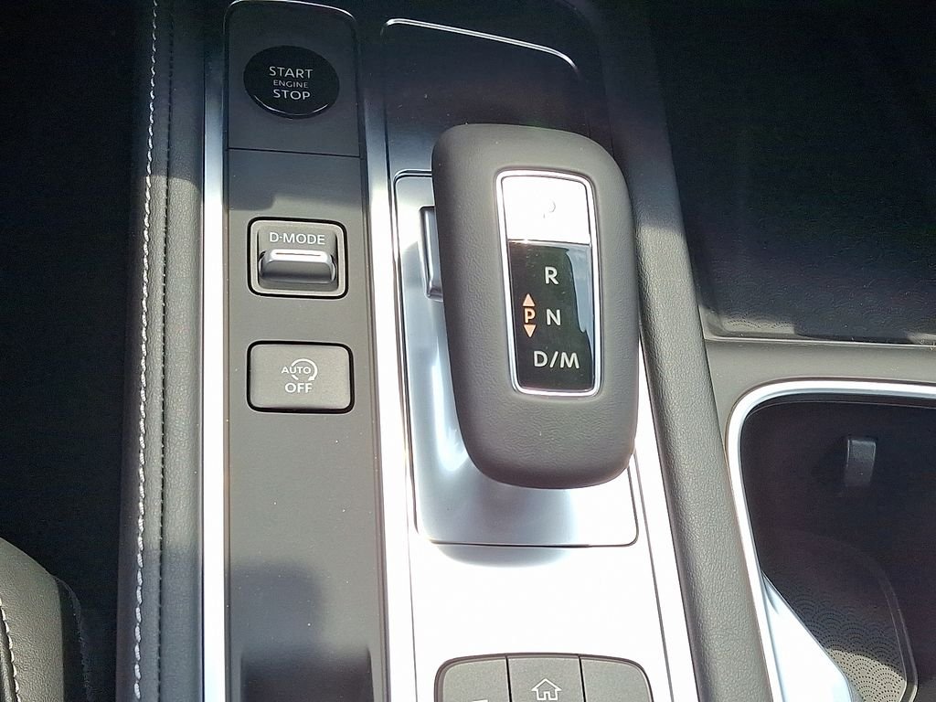Used 2026 Gray INFINITI LUXE image 17