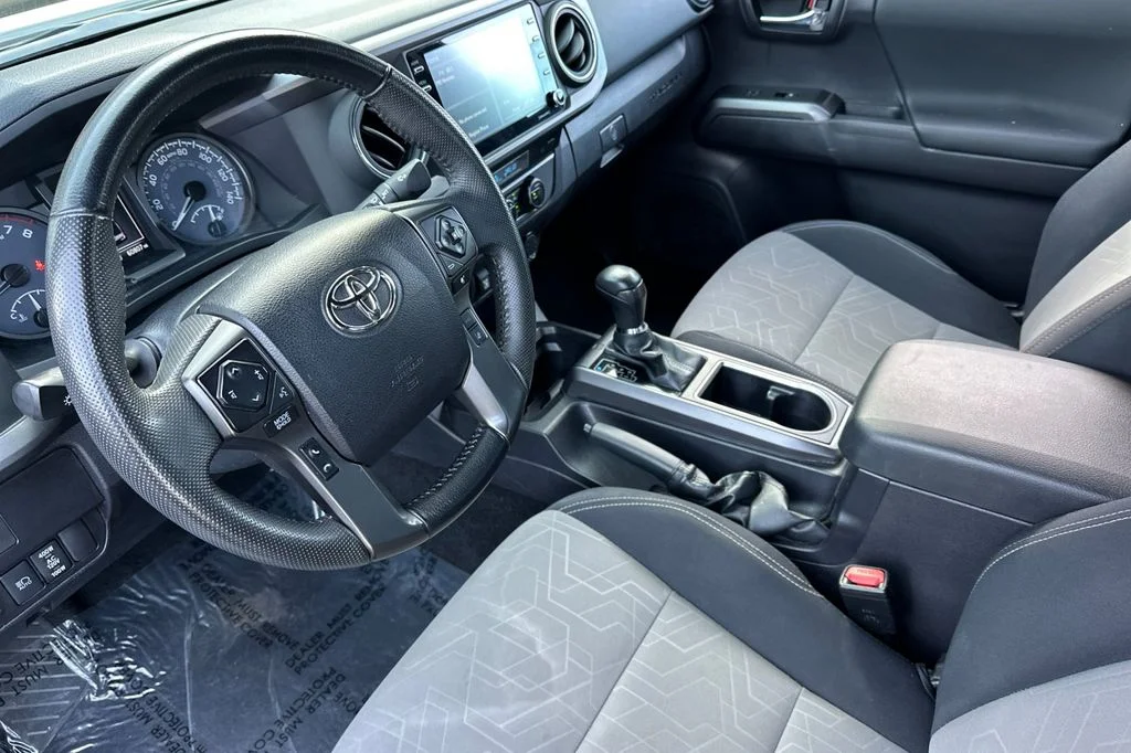 2023 Toyota Tacoma SR - Photo 10