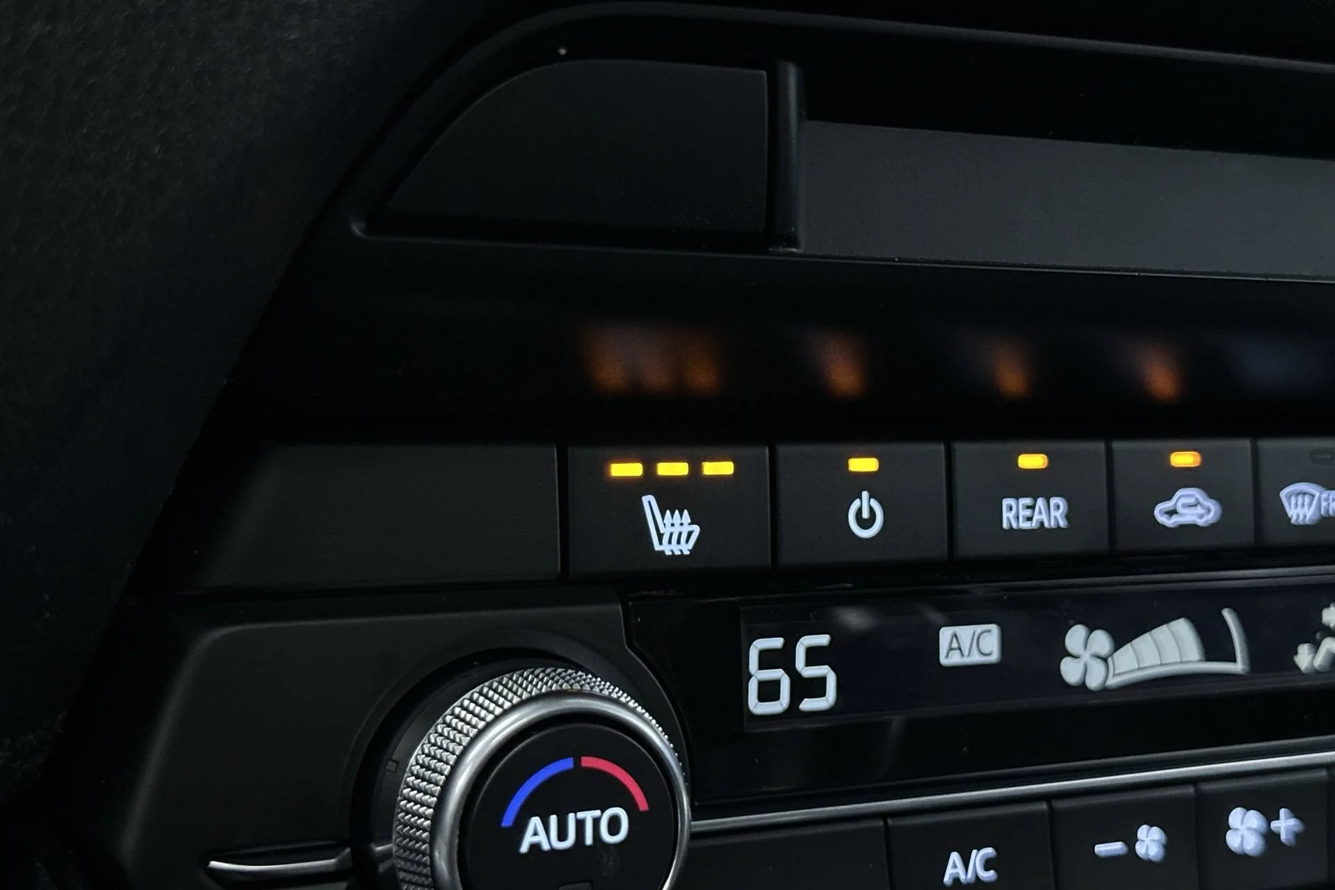 Used 2020 Deep Crystal Blue Mica Mazda Touring image 20