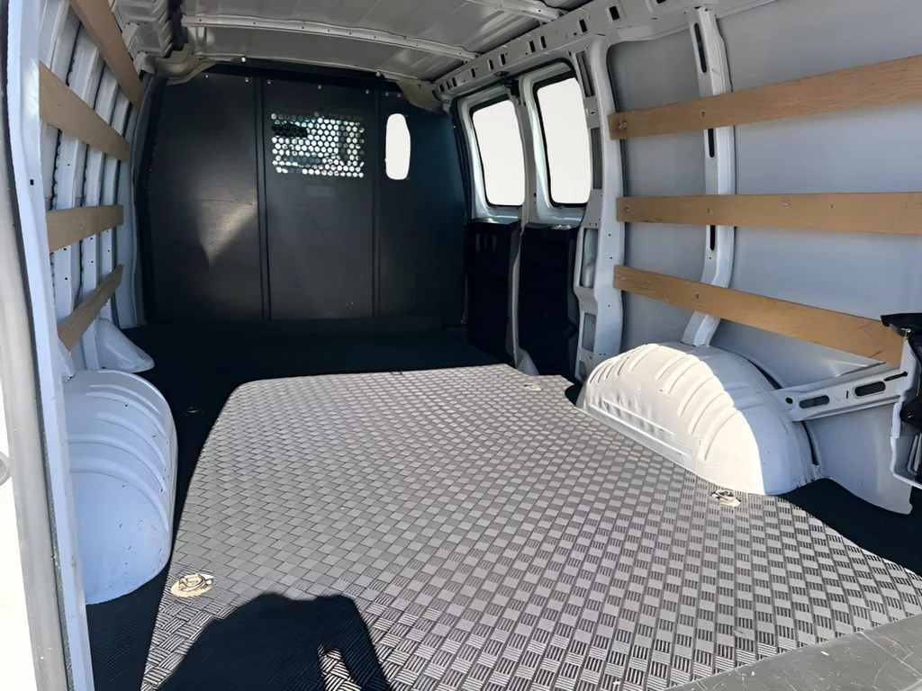 Used 2023 Summit White Chevrolet WT image 24