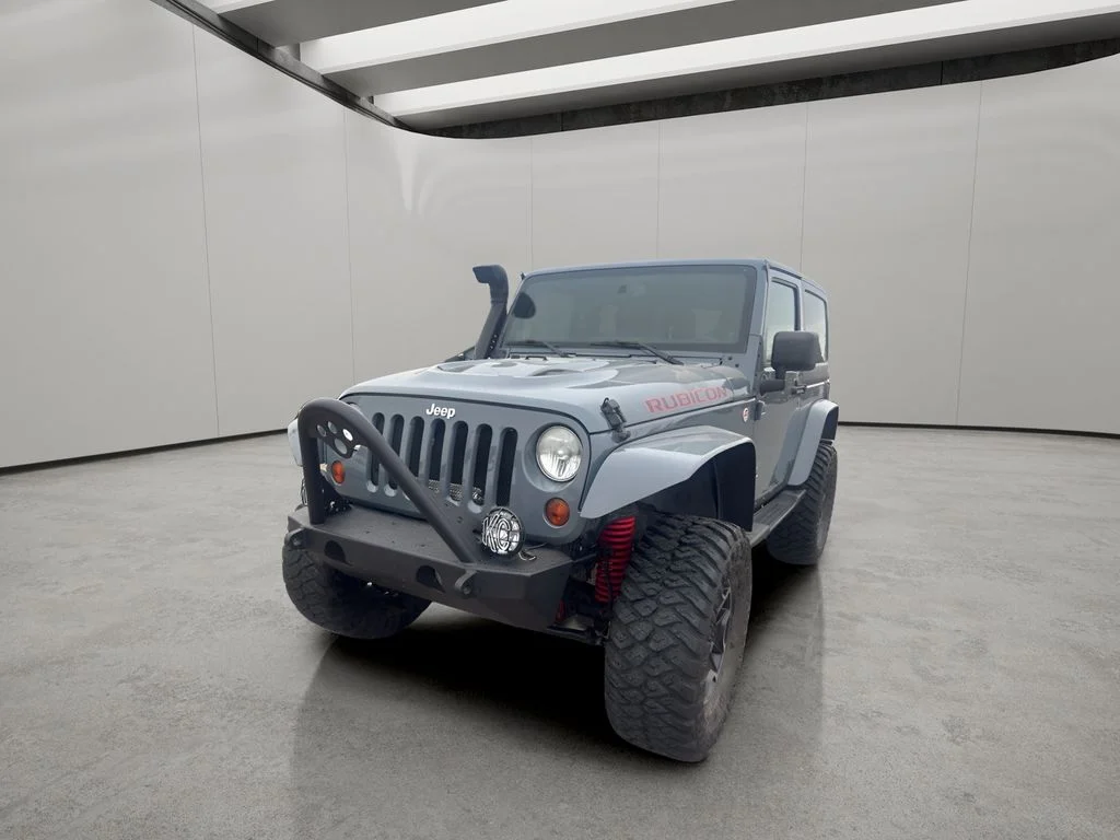 Used 2013  Jeep Rubicon 10th Anniversary image 16