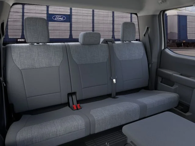 New 2026 Oxford White Ford XLT image 11