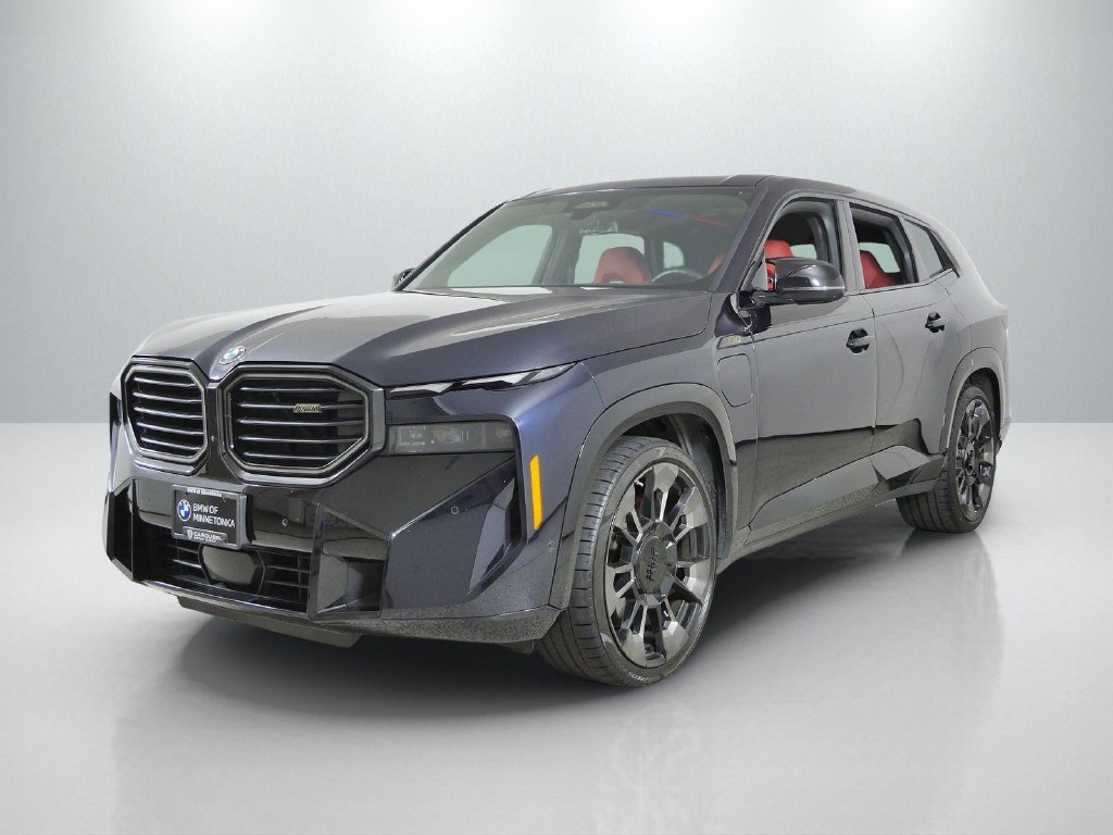Used 2023 Carbon Black Metallic BMW Base image 1