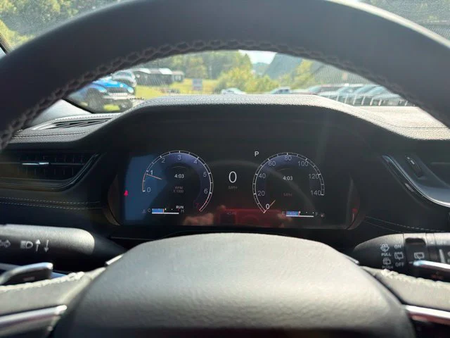 New 2027 White Jeep Laredo Altitude image 34