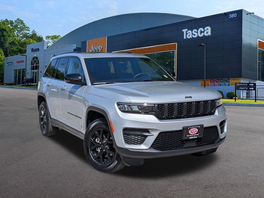 2025 Jeep Grand Cherokee Altitude X 4x4's photo