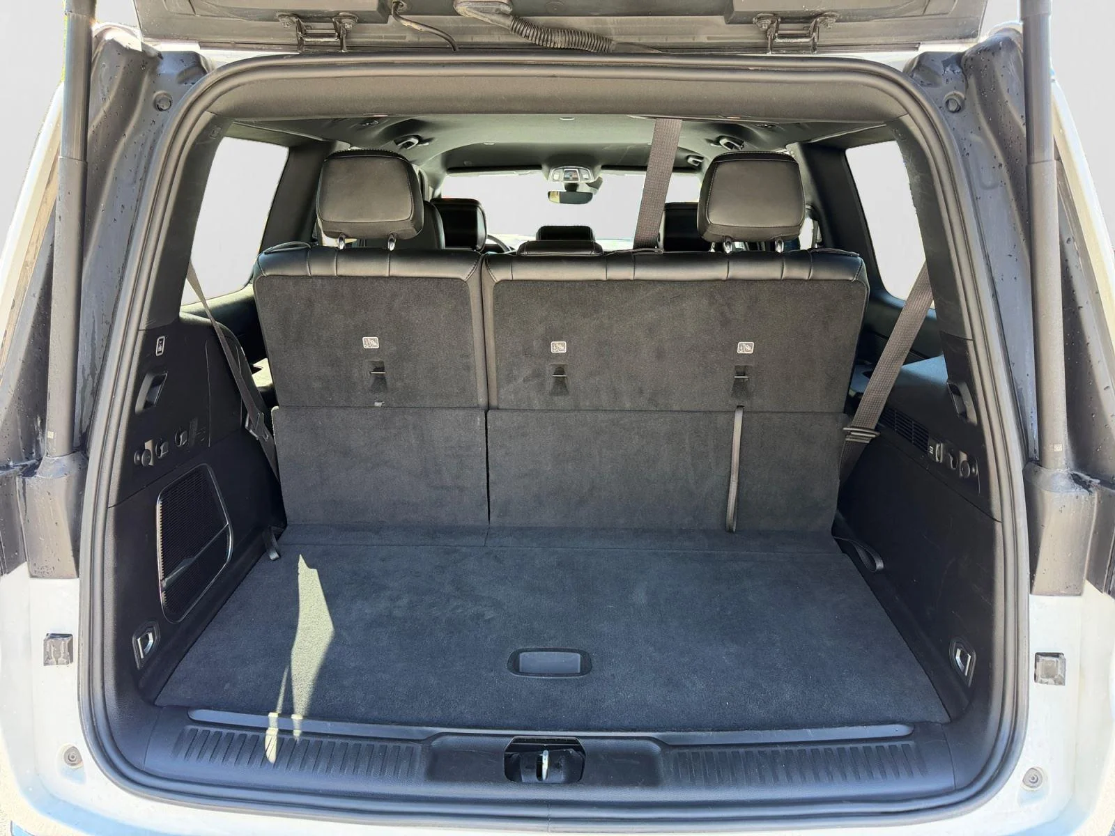 Used 2024 WHITE Jeep Series II image 19
