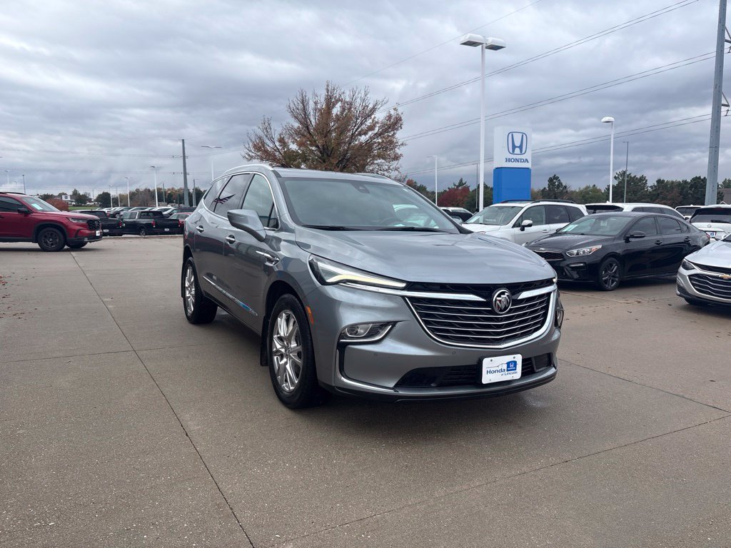 Used 2023 Gray Metallic Buick Essence image 3