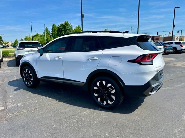 Used 2024 White Kia X-Line image 5
