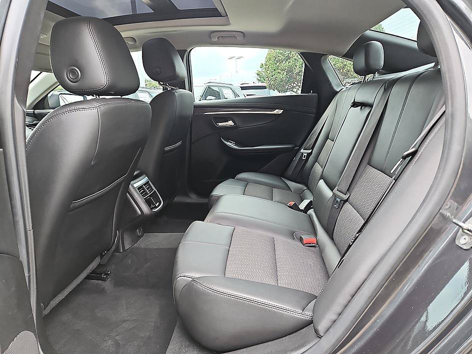 Used 2018 Nightfall Gray Metallic Chevrolet LT image 10