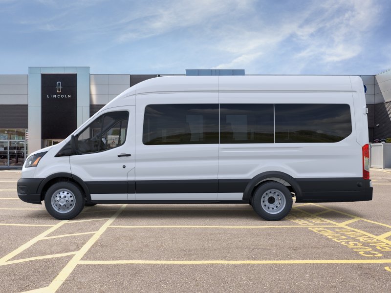 New 2026 Oxford White Ford Passenger Van XL image 3