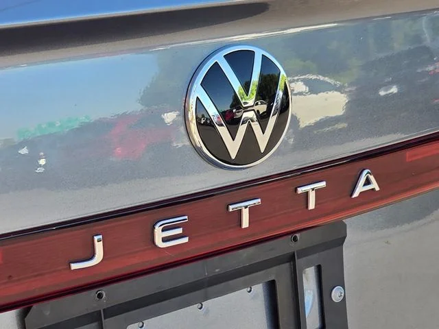 Used 2025 Gray Volkswagen 1.5T S image 17