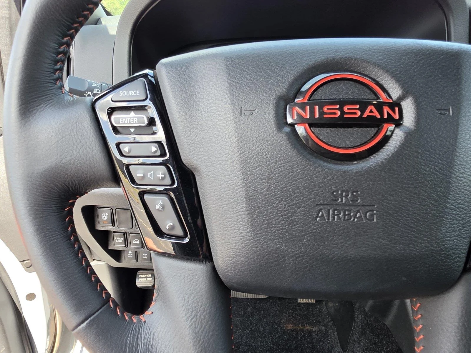 Used 2025 Boulder Gray Pearl Nissan PRO-4X image 27