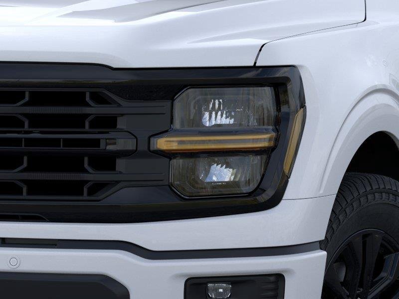 New 2026 Oxford White Ford XLT image 18
