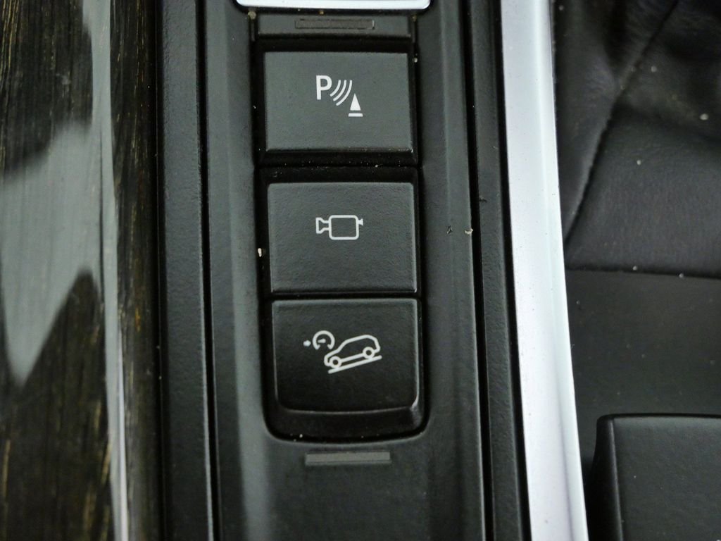 Used 2018 Black BMW xDrive35i image 39