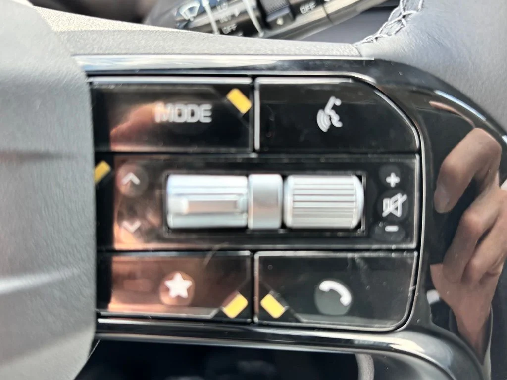 New 2026 White Kia EX image 10
