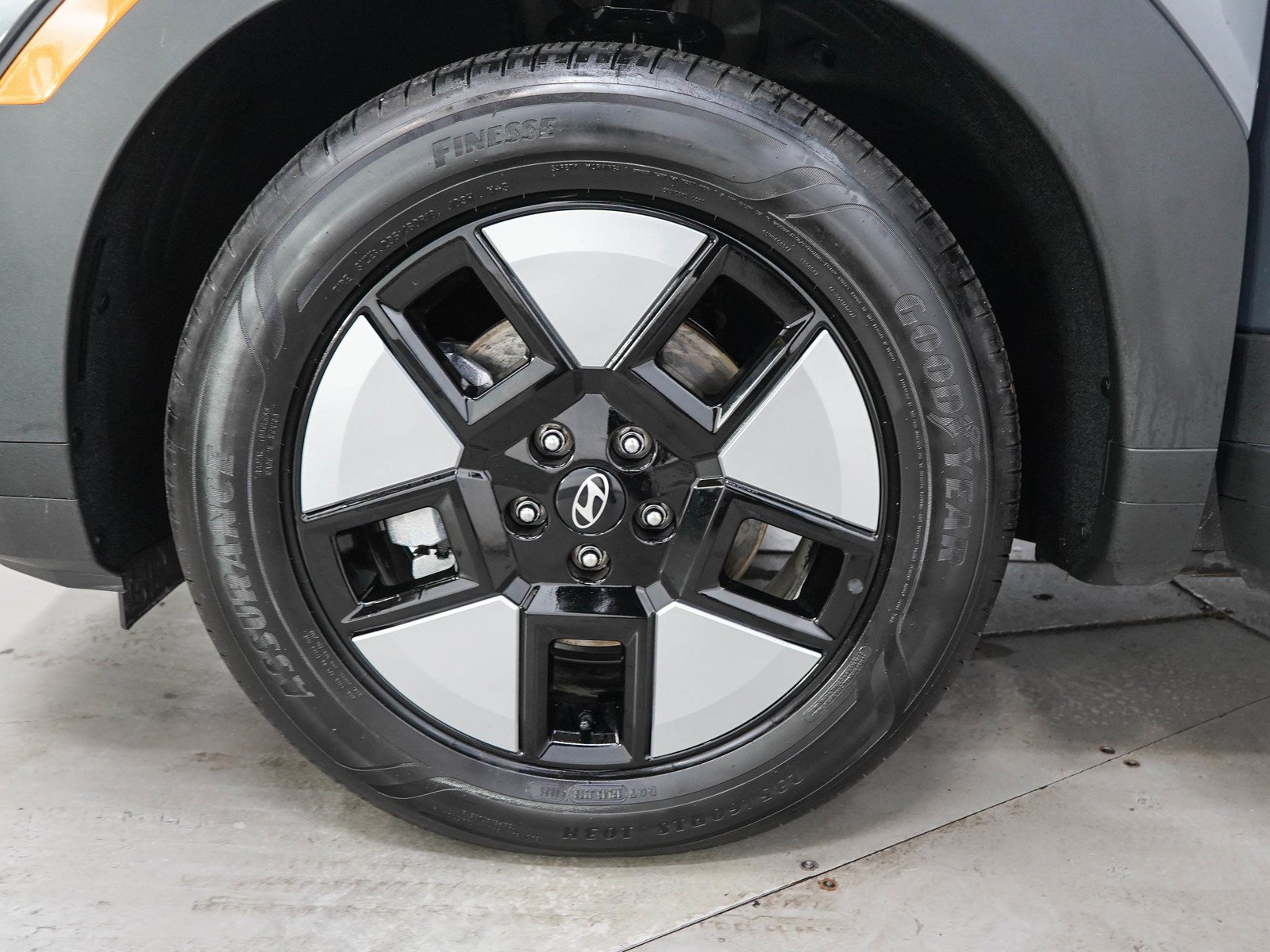 Certified Used 2026 Ecotronic Gray Hyundai SEL AWD image 30