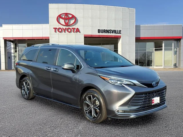2025 Toyota Sienna Platinum