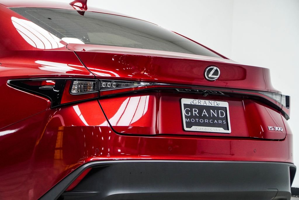 Used 2023 Red Lexus 300 image 14