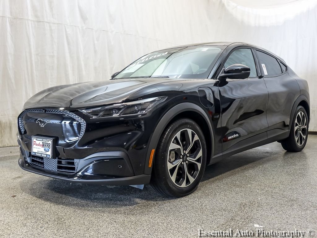 2024 Ford Mustang-Mach-e Select's photo