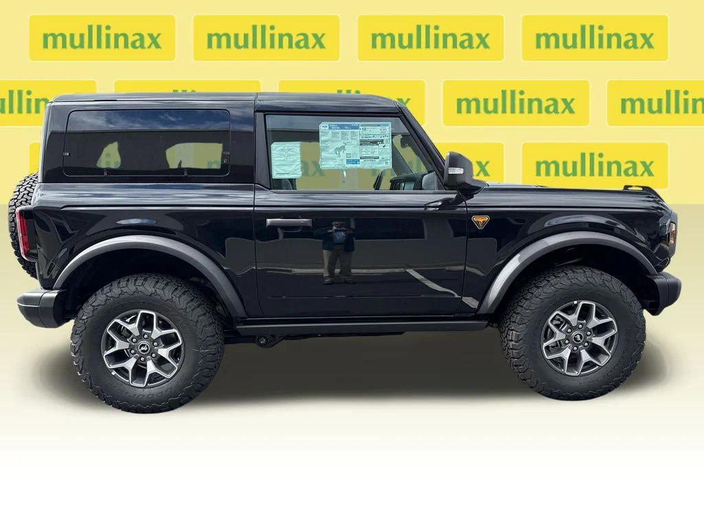 New 2025 Black Ford Badlands image 17