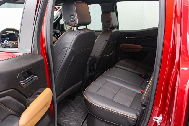 2024 GMC Canyon AT4 - Photo 15