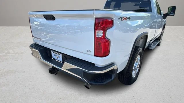 Used 2024 Summit White Chevrolet LT image 36